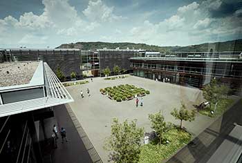 Rhein-Ahr-Campus Innenhof